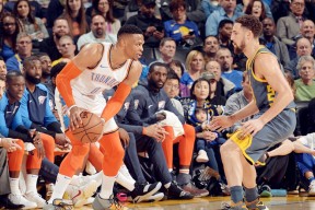 KAIYUN-Karsa遭遇二十连败，勇士教练面临压力！的简单介绍