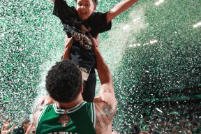 开云体育-塔图姆在尤文图斯比赛中回归赛场，高光表现引发热议！的简单介绍