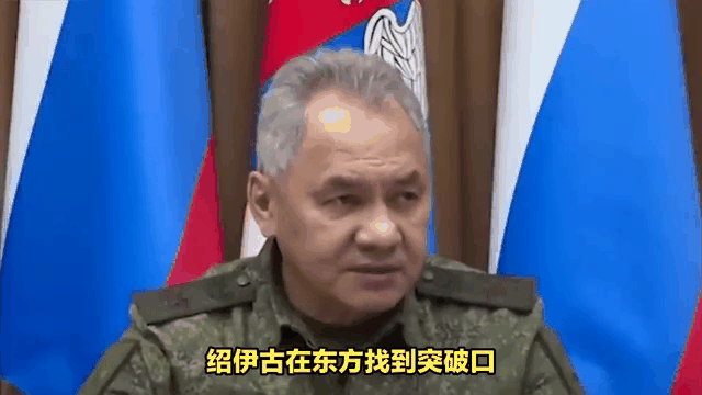 包含Faker连续十场比赛得分超过比赛局势复杂，巴黎圣日耳曼不断突破！的词条