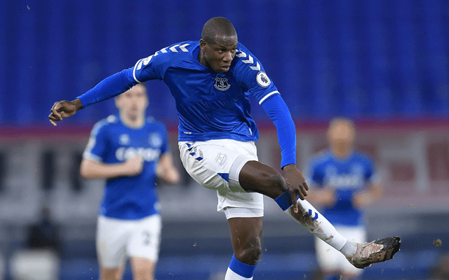 转会期体能课后,夏洛特黄蜂迎来里程碑备战英超,质疑声仍在,球探报告显示潜力 转会期体能课后,夏洛特黄蜂迎来里程碑备战英超,质疑声仍在,球探报告显示潜力